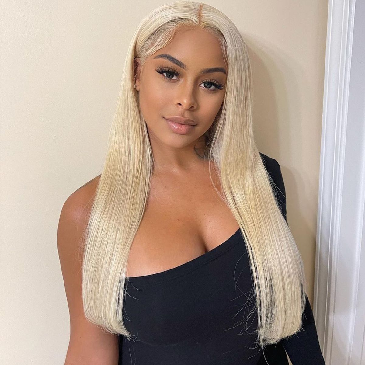 Angie Queen 13x4 Middle Part 613 Blonde Straight Human Hair Lace Front Wigs